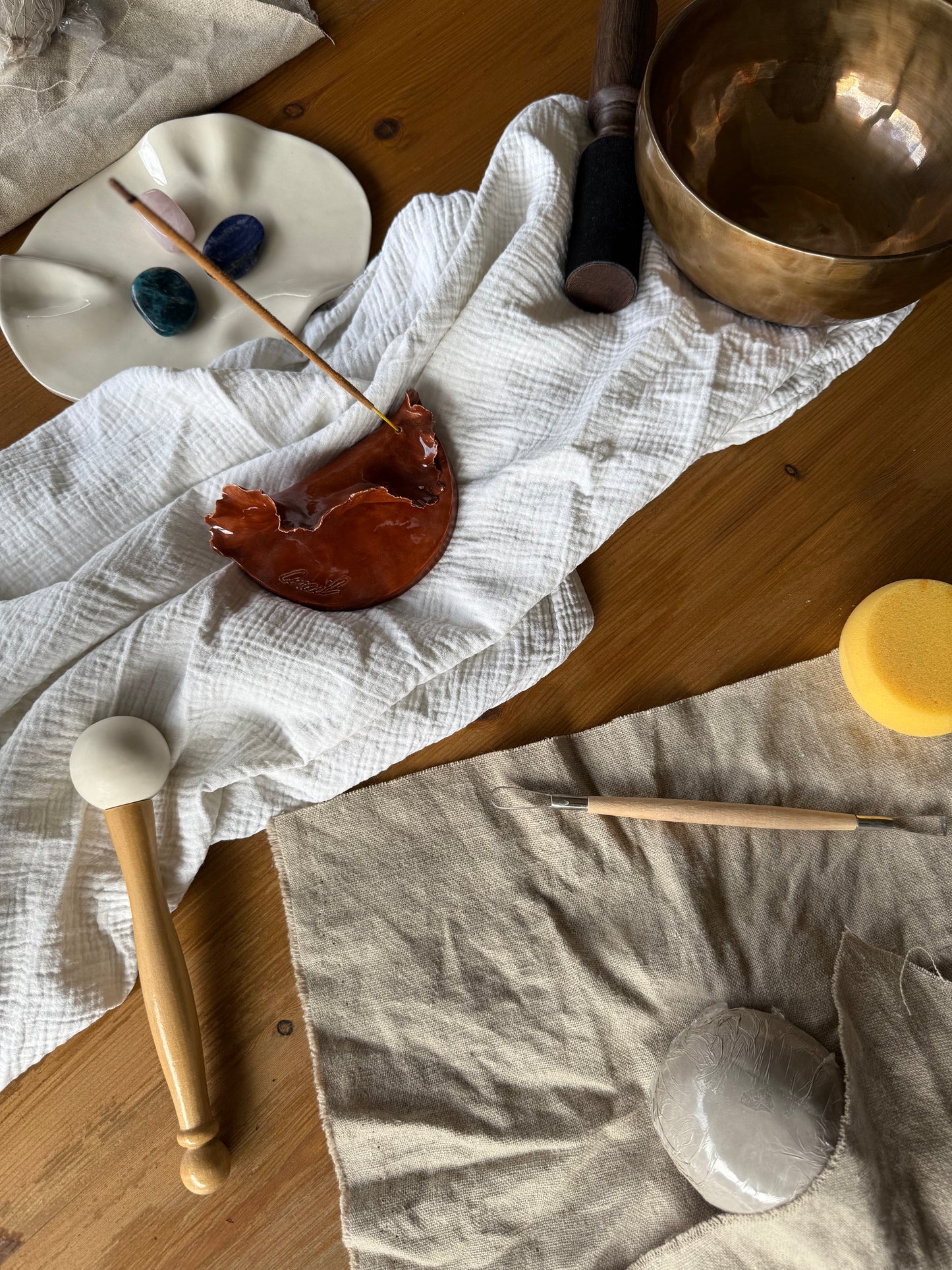 ANCRAGE & VIBRATION : Pierres, terre et intuition - Les Ateliers Vimagics