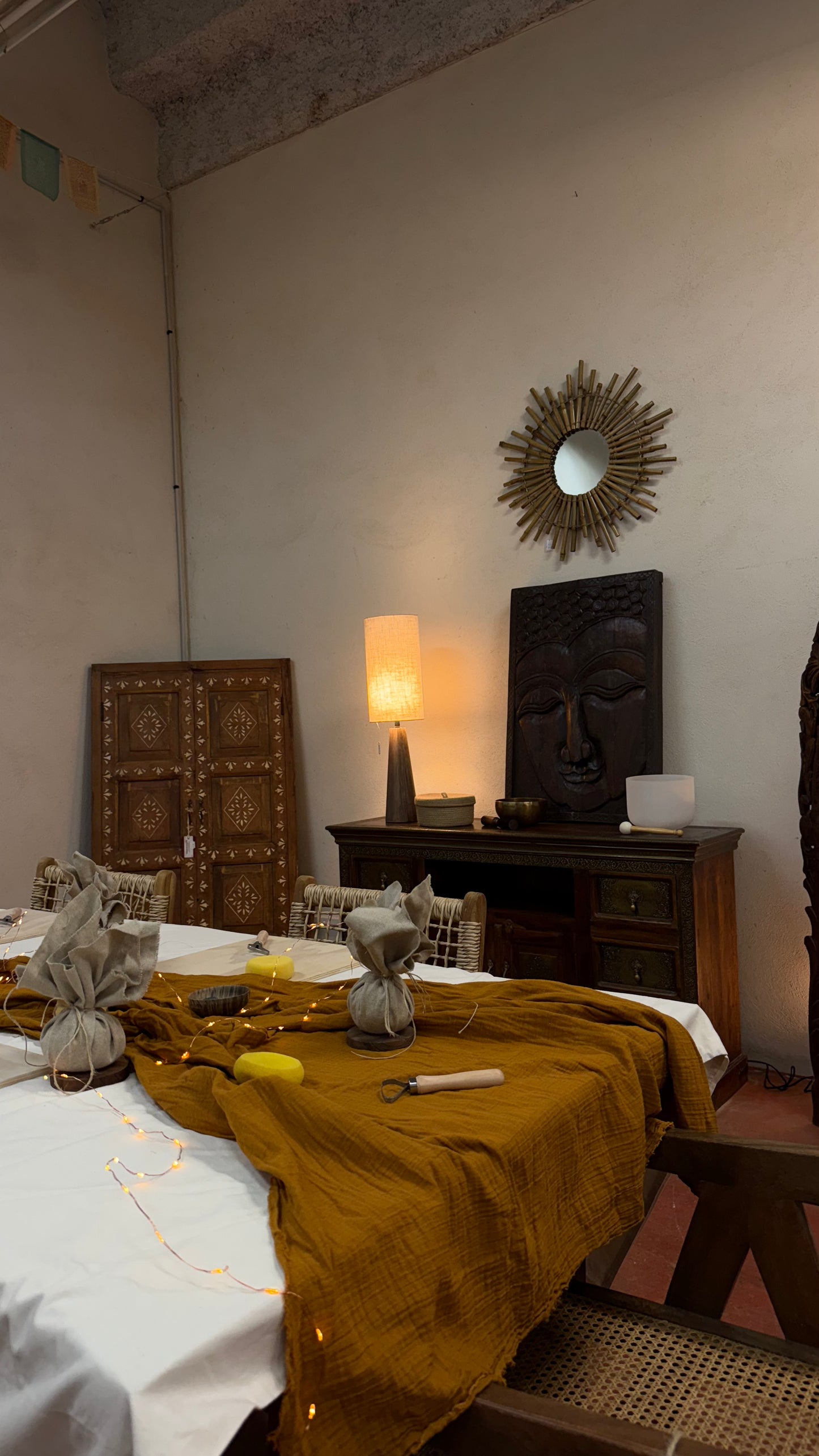 ATMA & TERRE, atelier de modelage en méditation guidée x Les Intérieurs d'Ailleurs