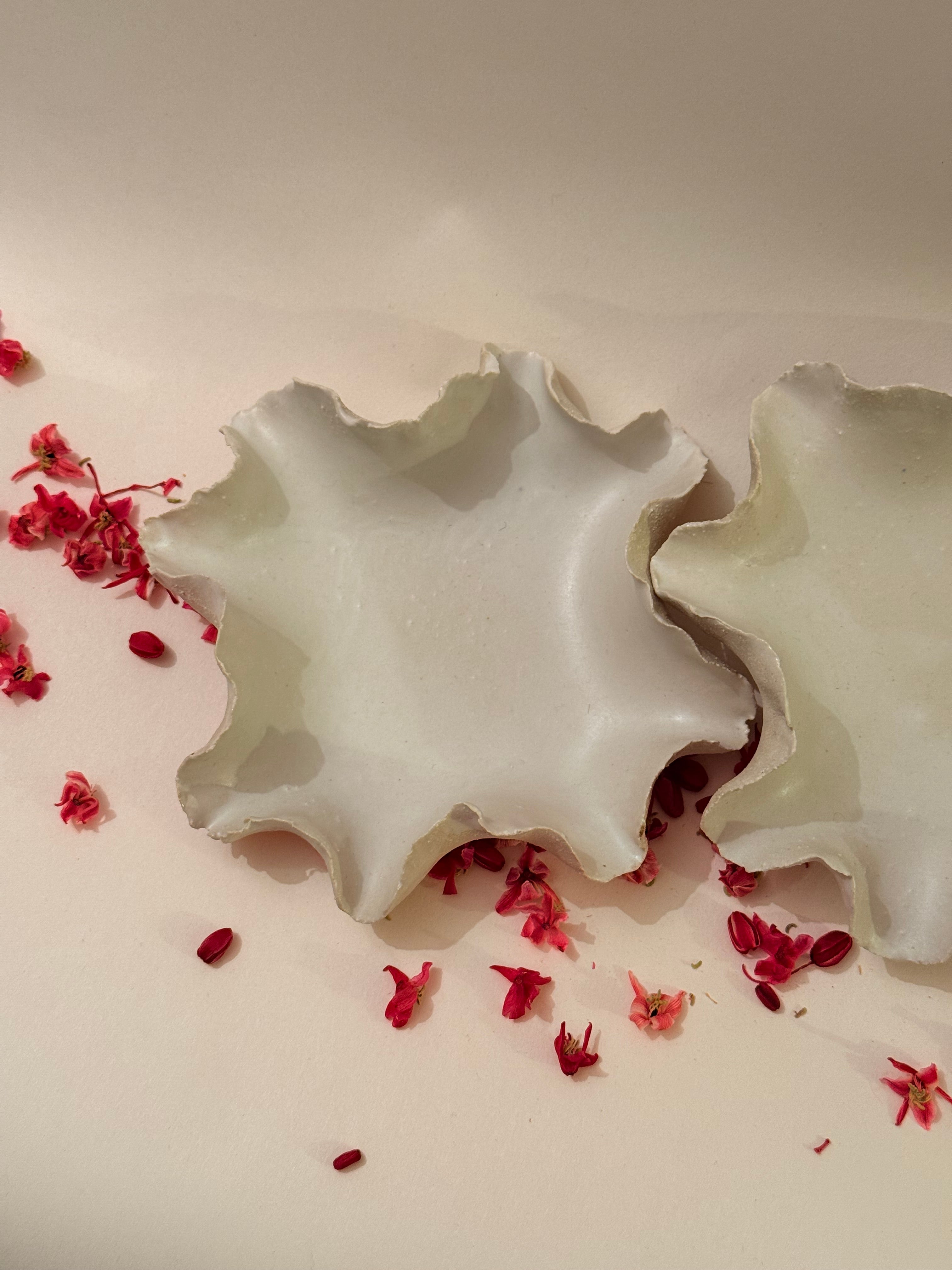 Coupelle « Anémone » - Grès blanc