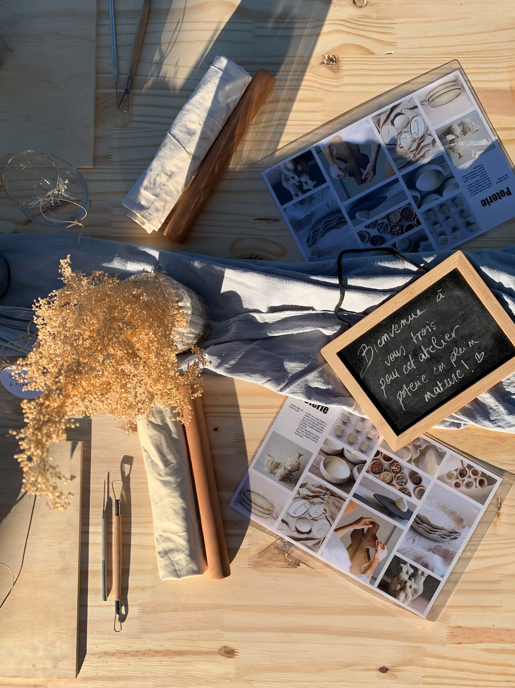 Atelier en plein air, six fours les plages, maison lola michele, poterie, ceramique, mer, nature, meditation, activité, loisirs