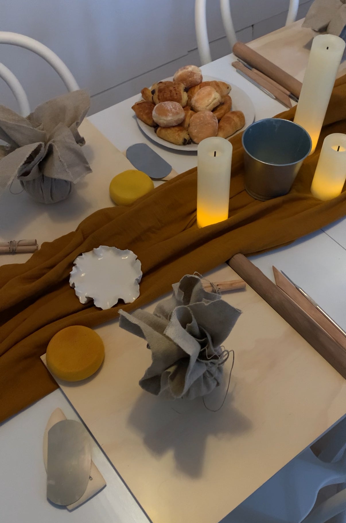 Atelier de groupe, toulon, maison lola michele, poterie, ceramique,nature, meditation, activité, loisirs, atelier à domicile, sur demande, synergie feminine, petit dejeuner