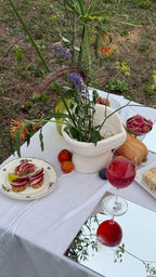 "Gardenia", poterie dans le potager de Michella