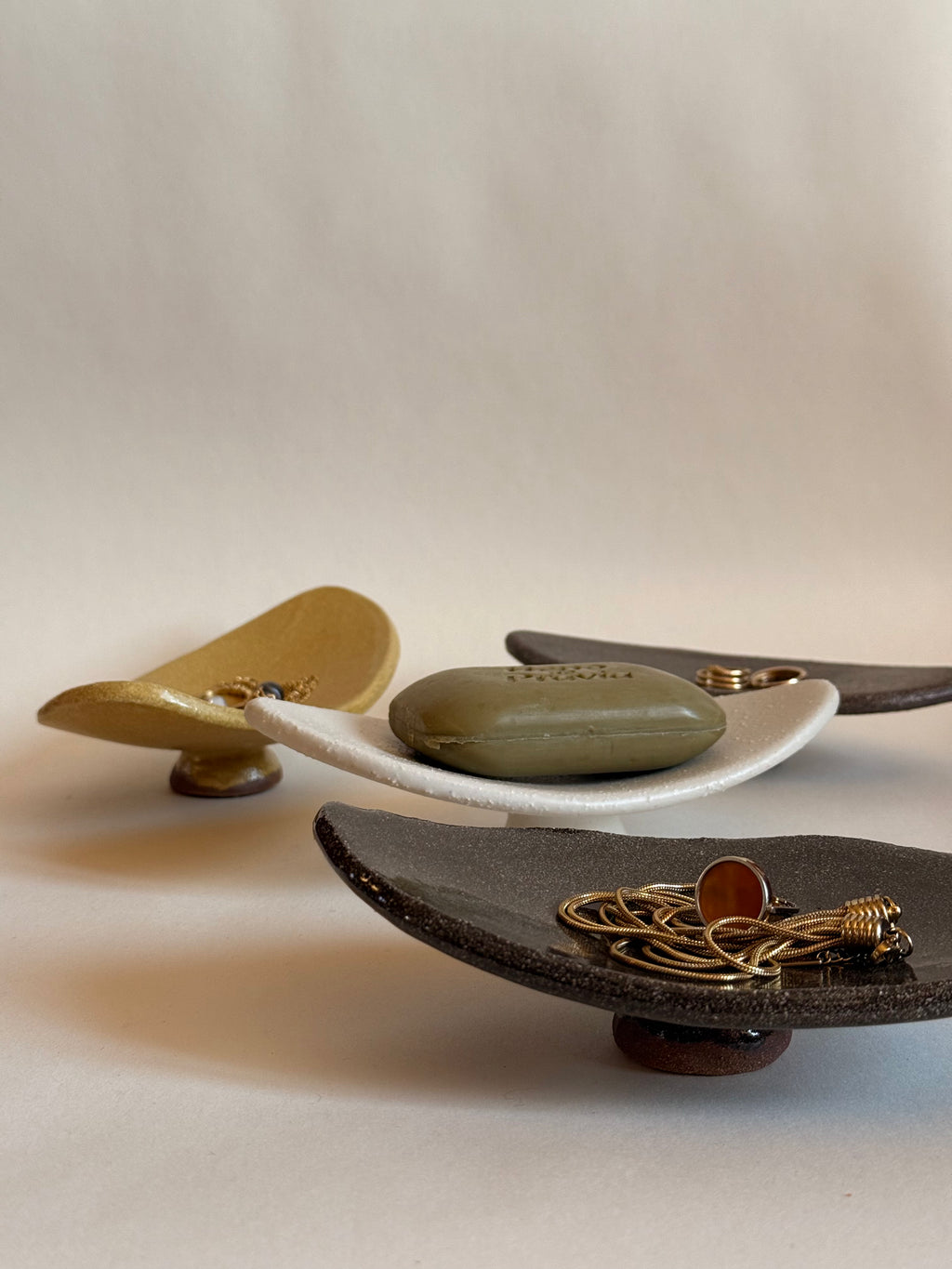 Porte savon en grès