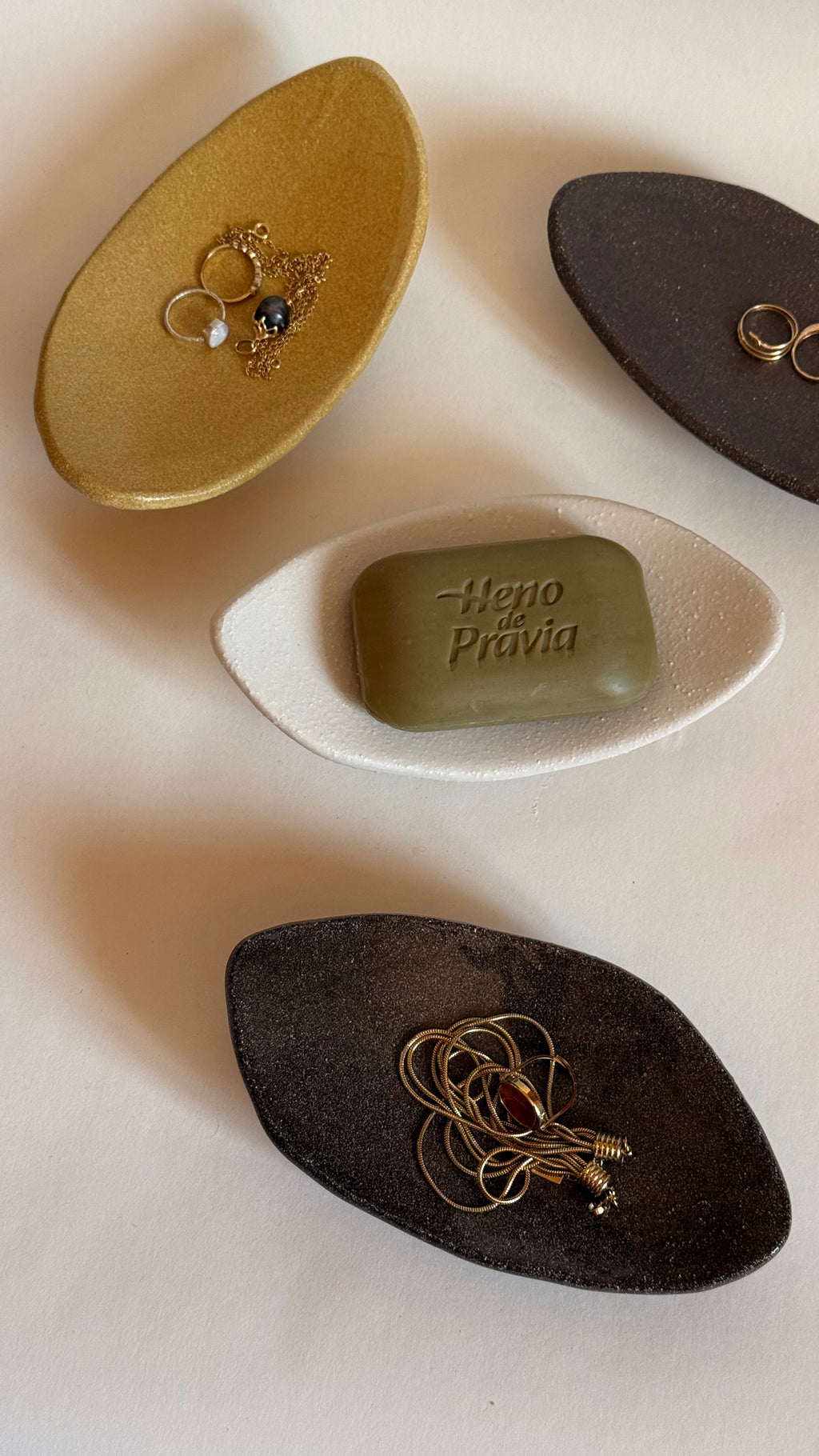 Porte savon en grès