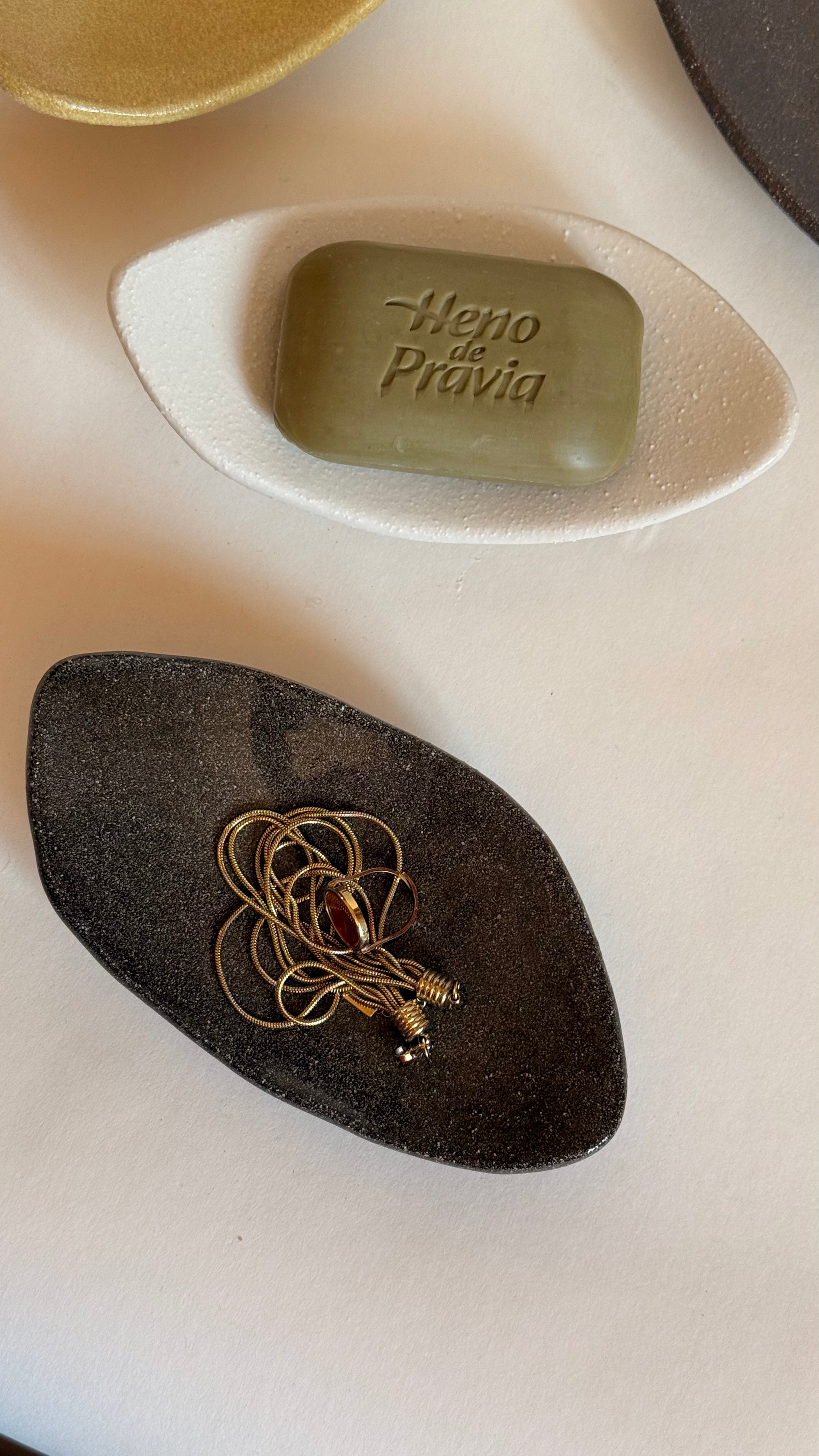 Porte savon en grès