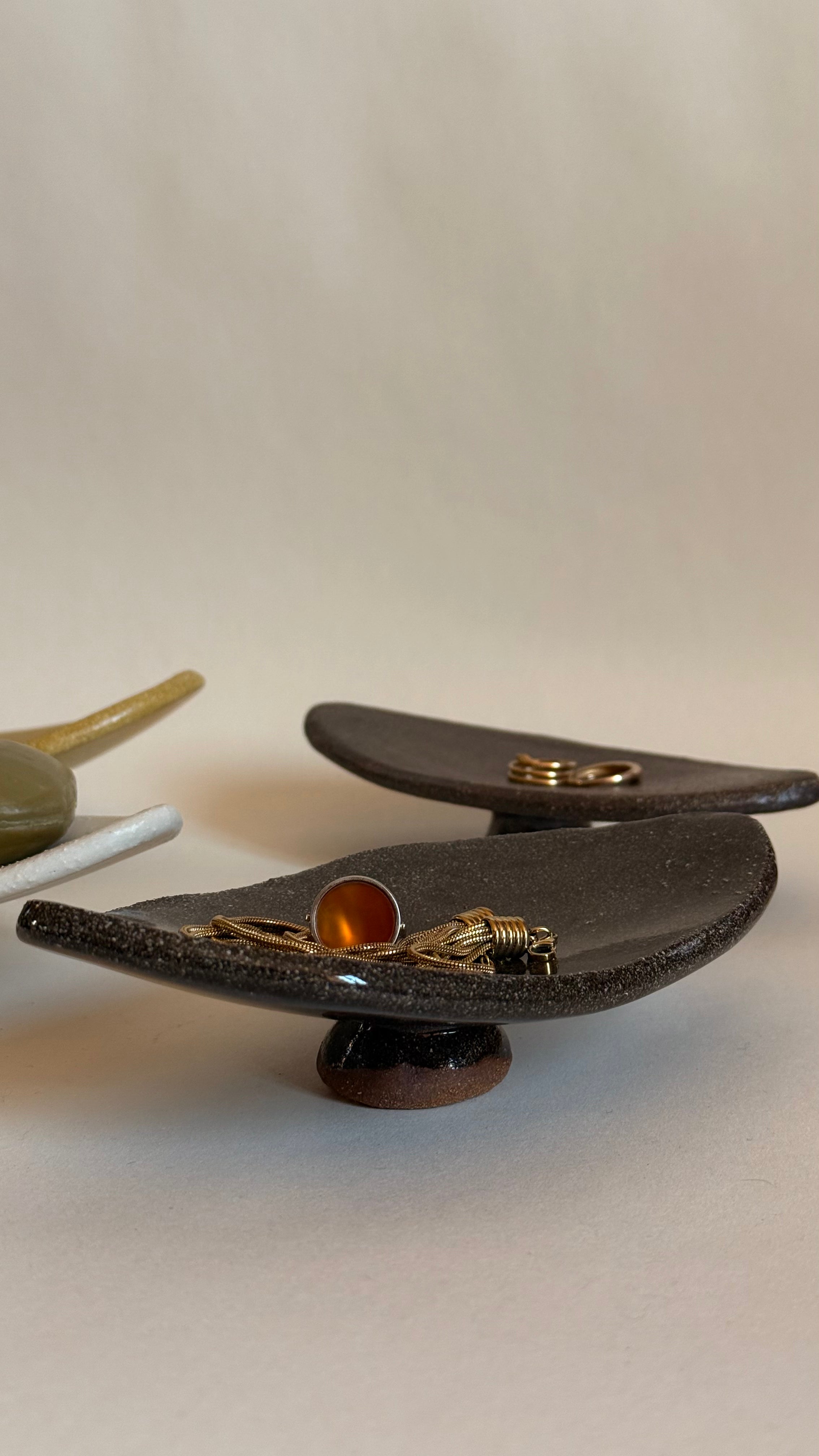 Porte savon en grès