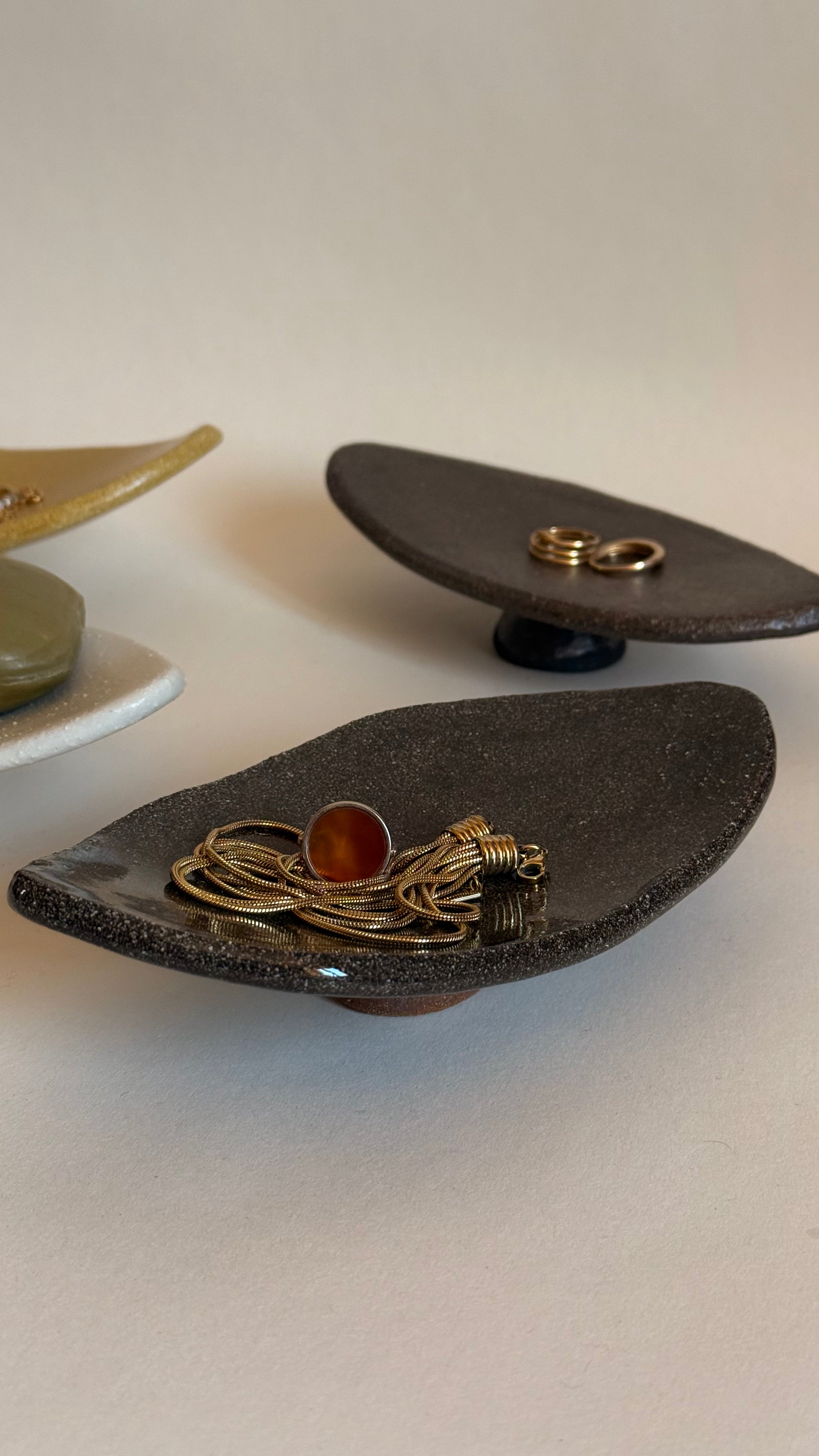 Porte savon en grès