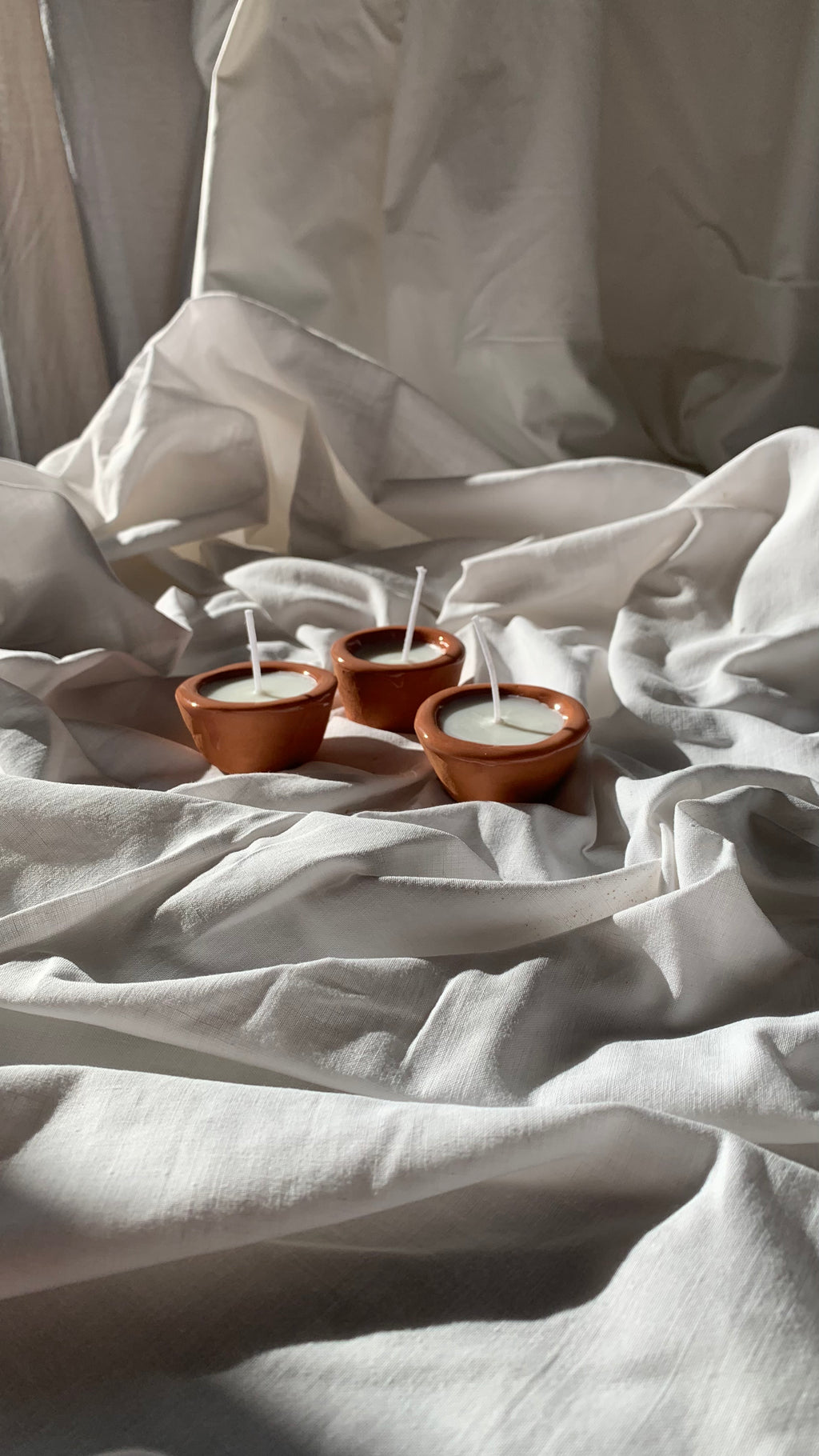 Lot de bougies artisanales – Format mini, ambiance chaleureuse