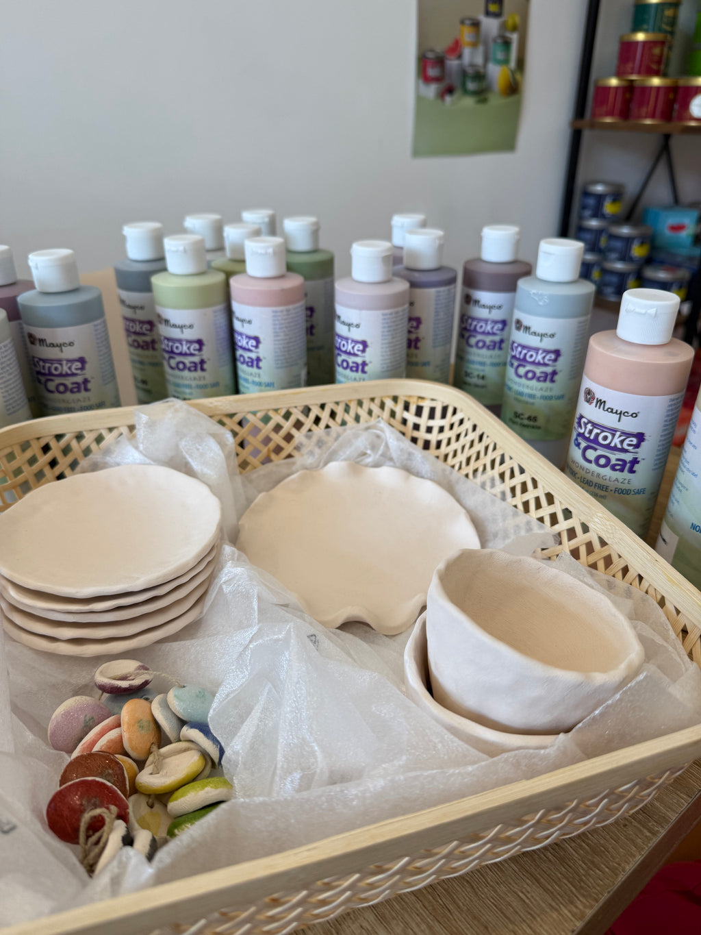 ATELIER PEINTURE SUR CÉRAMIQUE & MODELAGE x Martin's Concept Store 🌿